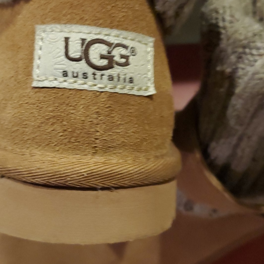 Uggs never worn tan suede belted with wool top - Picture 6 of 6